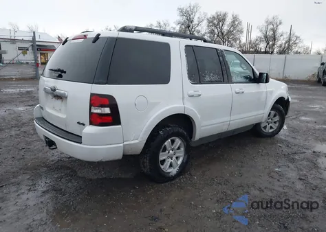 2009 Ford Explorer Xlt z USA, uszkodzony, nr VIN 1FMEU73E99UA33865